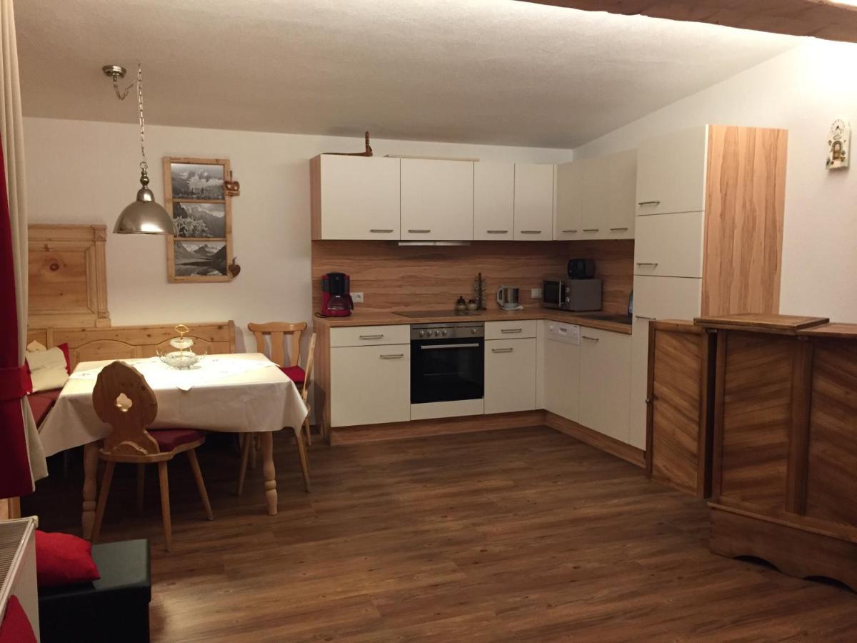 Hauser'S Ferienwohnungen Zell am Ziller Buitenkant foto