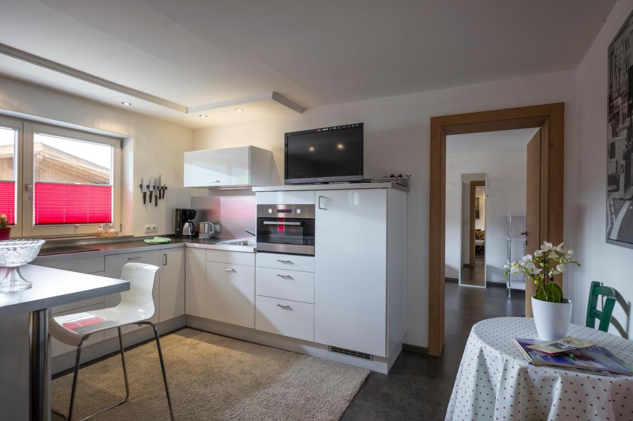 Hauser'S Ferienwohnungen Zell am Ziller Buitenkant foto