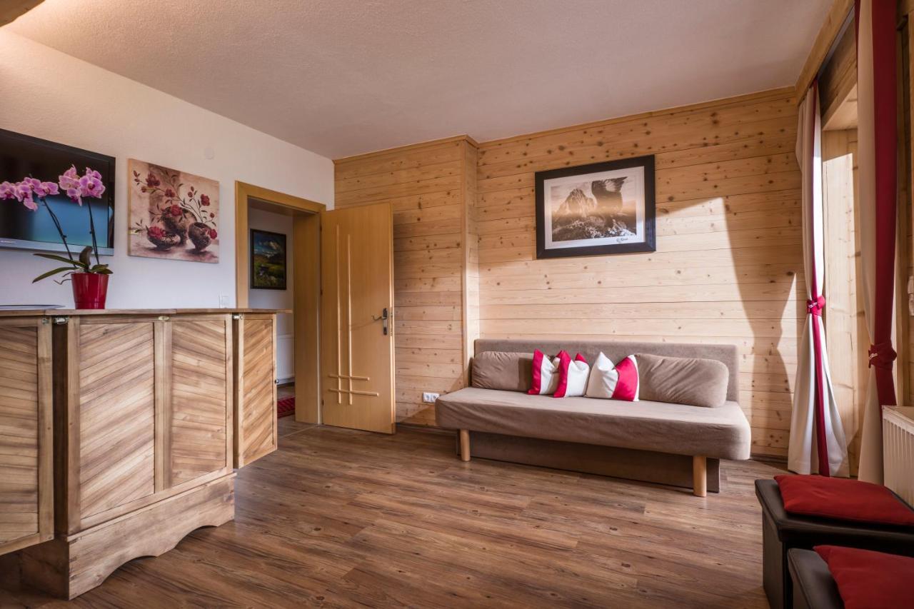Hauser'S Ferienwohnungen Zell am Ziller Buitenkant foto